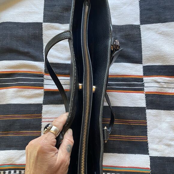 Anne Klein Large Shoulder Bag Tote. Black. Bandana & keychain Wallet. Pleather. - Picture 8 of 16